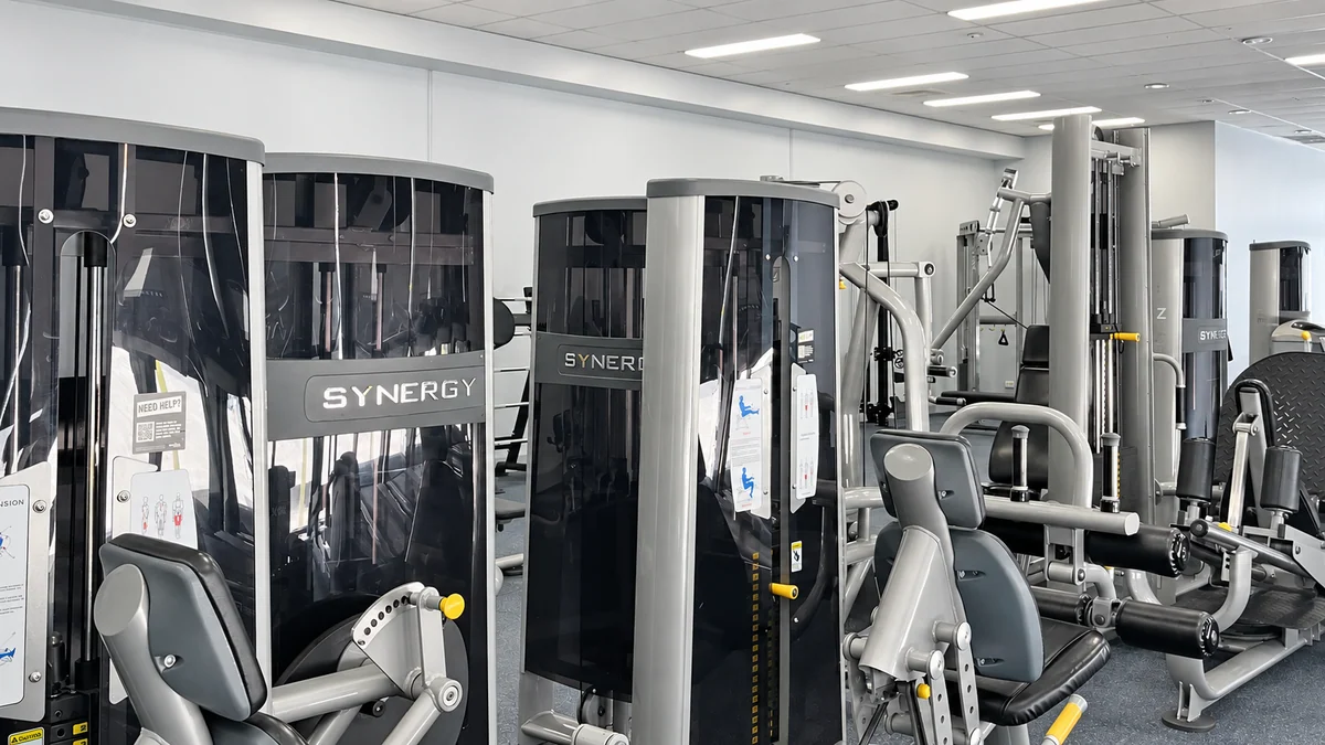 Strength-training machines at Top Gym Women’s Coburg