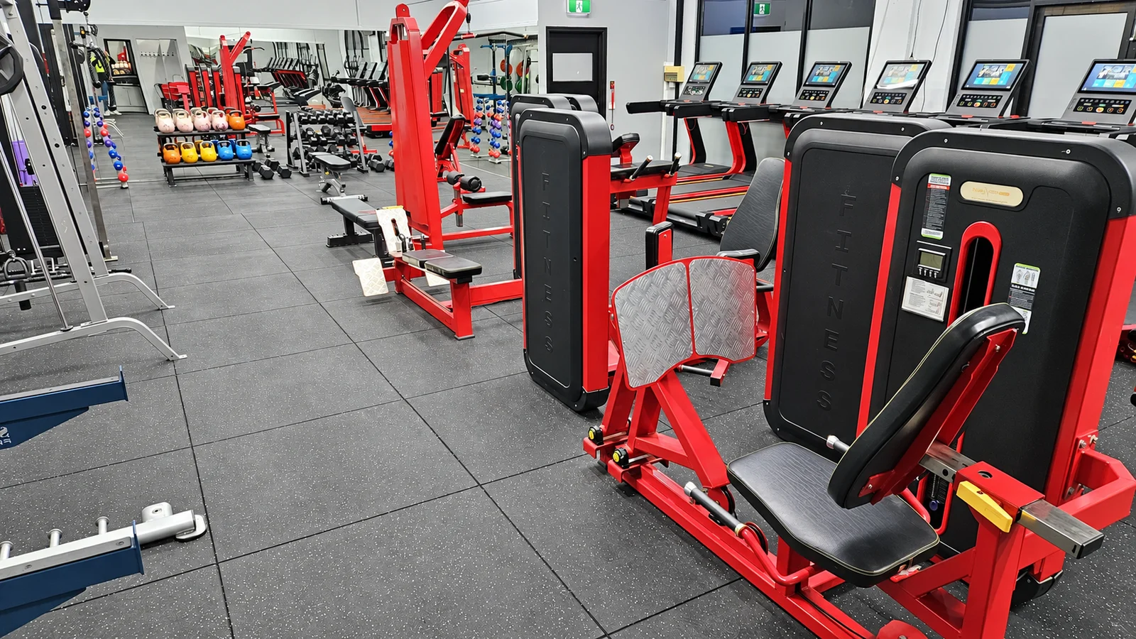 Red strength machines at Top Gym Women’s Werribee