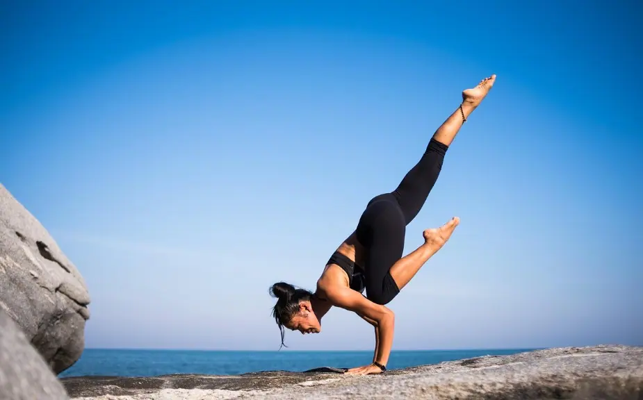 body weight exercise hand stand