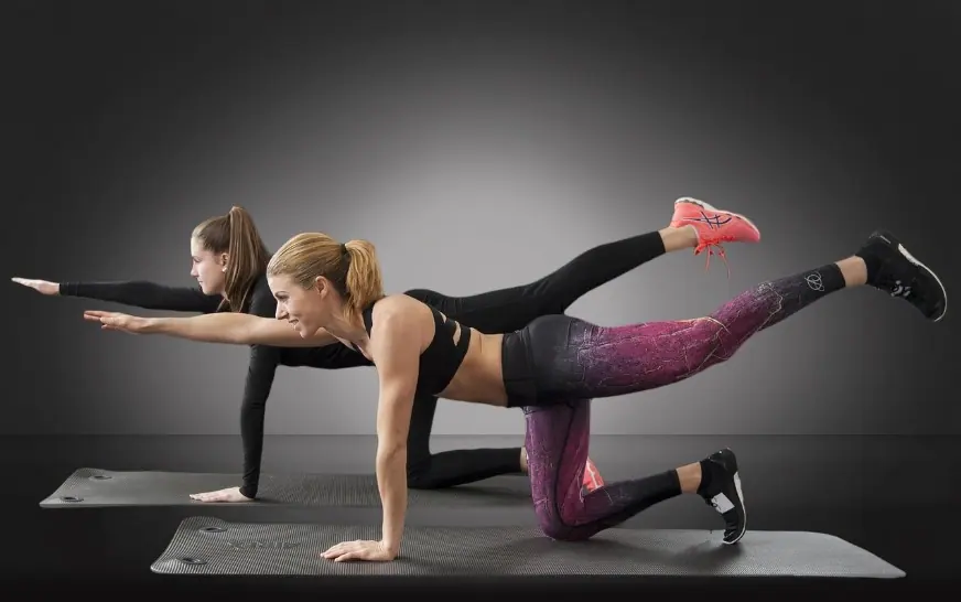 woman gym core exercise